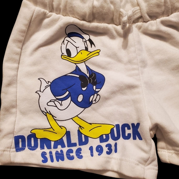 Boys Zara Donald Duck shorts, size 2-3 years - Picture 3 of 6